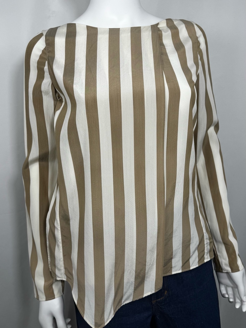 Akris Bergdorf Goodman 100% Silk Striped Asymmetric Blouse Top Tan White US 2